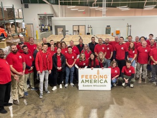 Hydrite Helps volunteer event at Feeding America